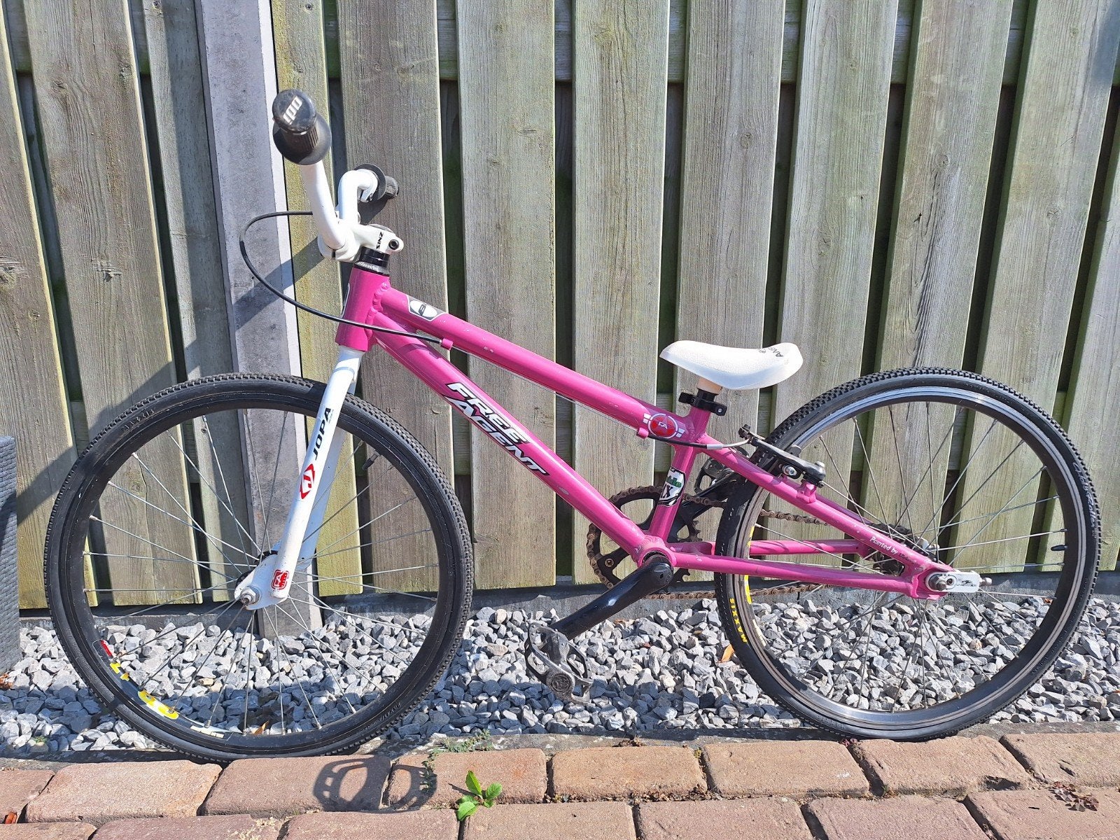 Free Agent Micro mini bmx, Fietsen en Brommers, Fietsen | Crossfietsen en BMX, Ophalen, Staal, Velgrem, V-brakes