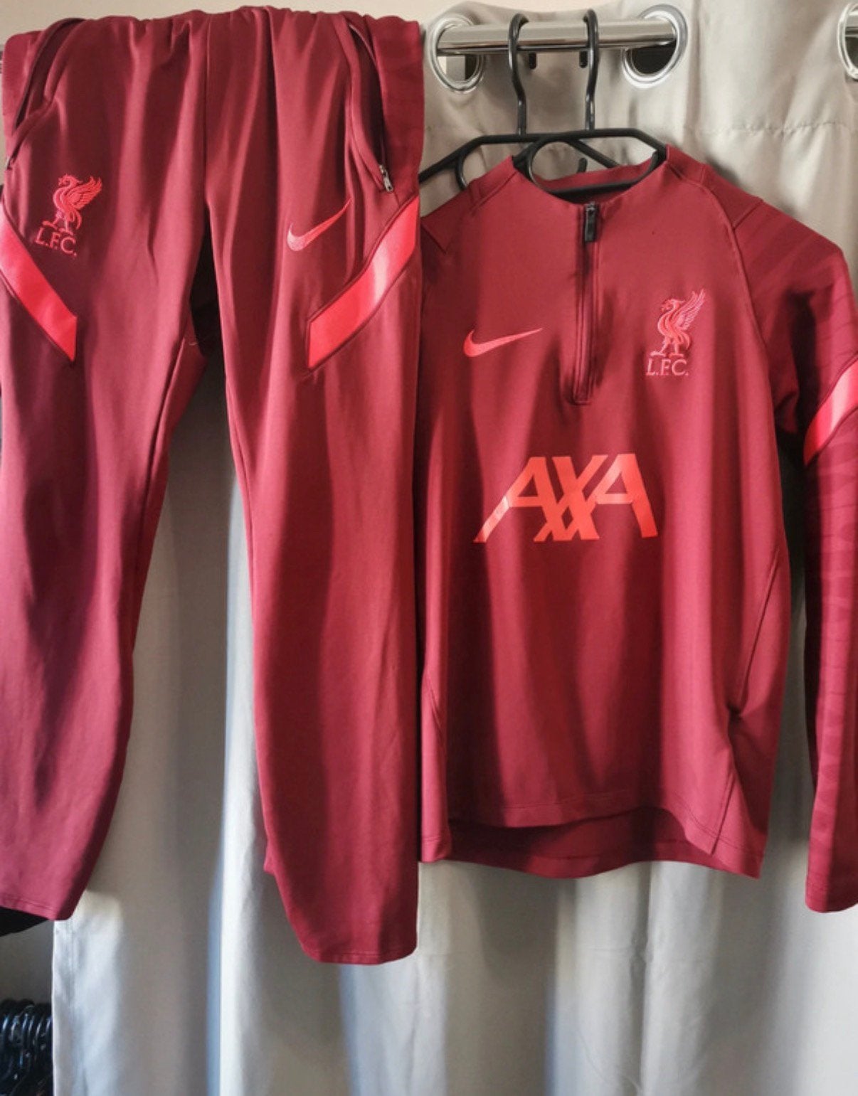 Jongens trainingspak 14 jaar nike, Ophalen of Verzenden, Gebruikt, Jongen, Sport- of Zwemkleding