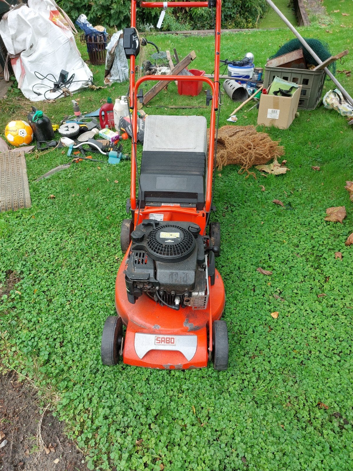 Sabo benzinegrasmaaier - start niet, nieuwe carburateur, Tuin en Terras, Gebruikt, Benzine-grasmaaier, 40 t/m 49 cm, Ophalen
