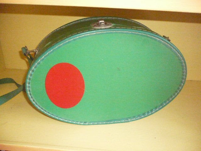 Mie18<>;oud ovaal koffertje 33 cm breed 22.5 Cm hoog, Antiek en Kunst, Ophalen of Verzenden