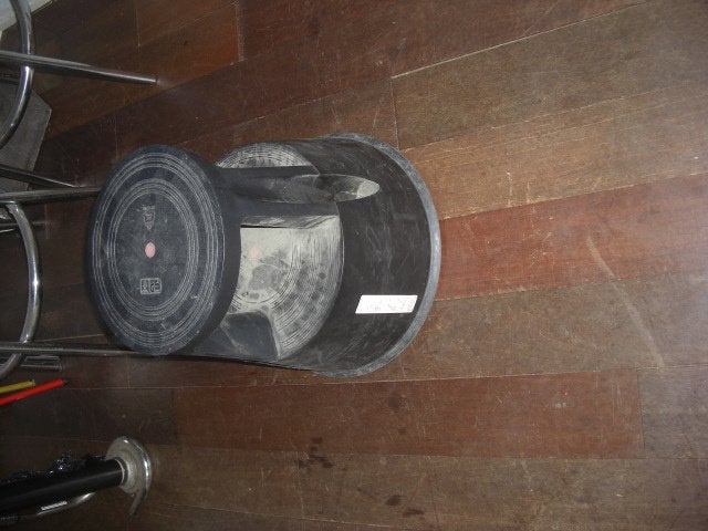 olifantenpoot tabouret Opstapkruk Zwart, Ophalen, Gebruikt, Kunststof