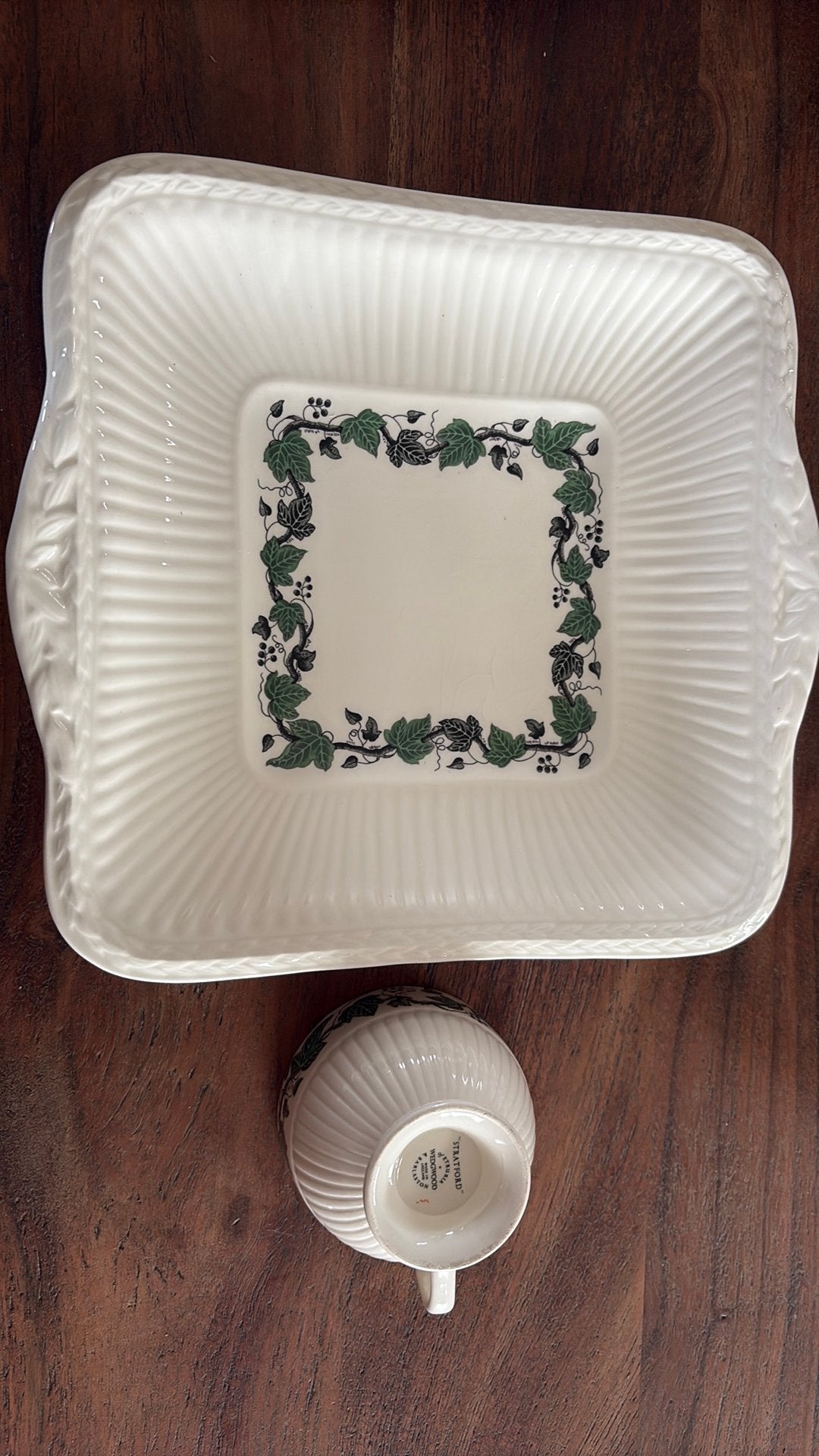 Uitgebreid Wedgwood Etruria Barlaston Servies, Ophalen