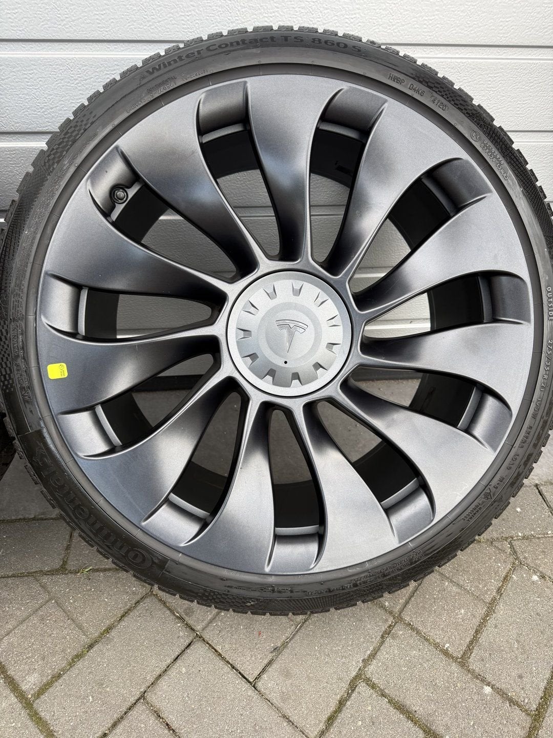 Foto 4 van 21 " Tesla Model Y velgen Performance sensoren winterbanden