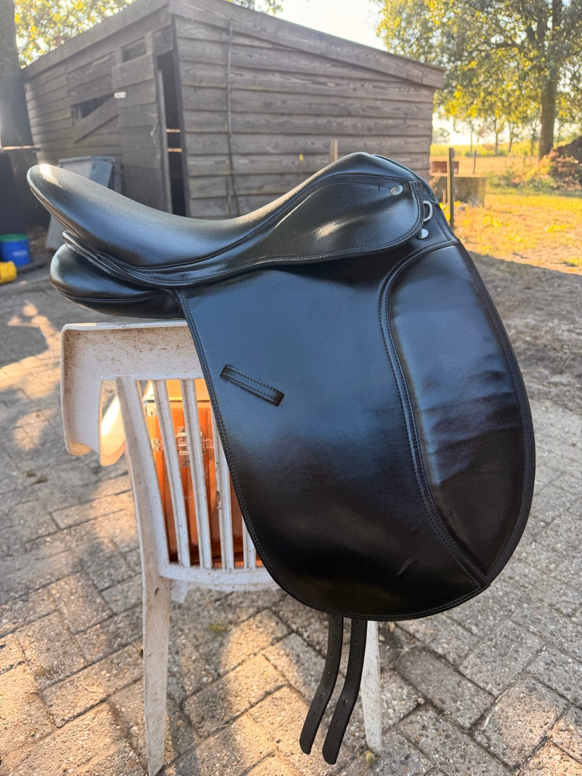 Dressuur zadel 16,5 inch, Dieren en Toebehoren, Extra wijd, Dressuur, Overige merken, Ophalen of Verzenden