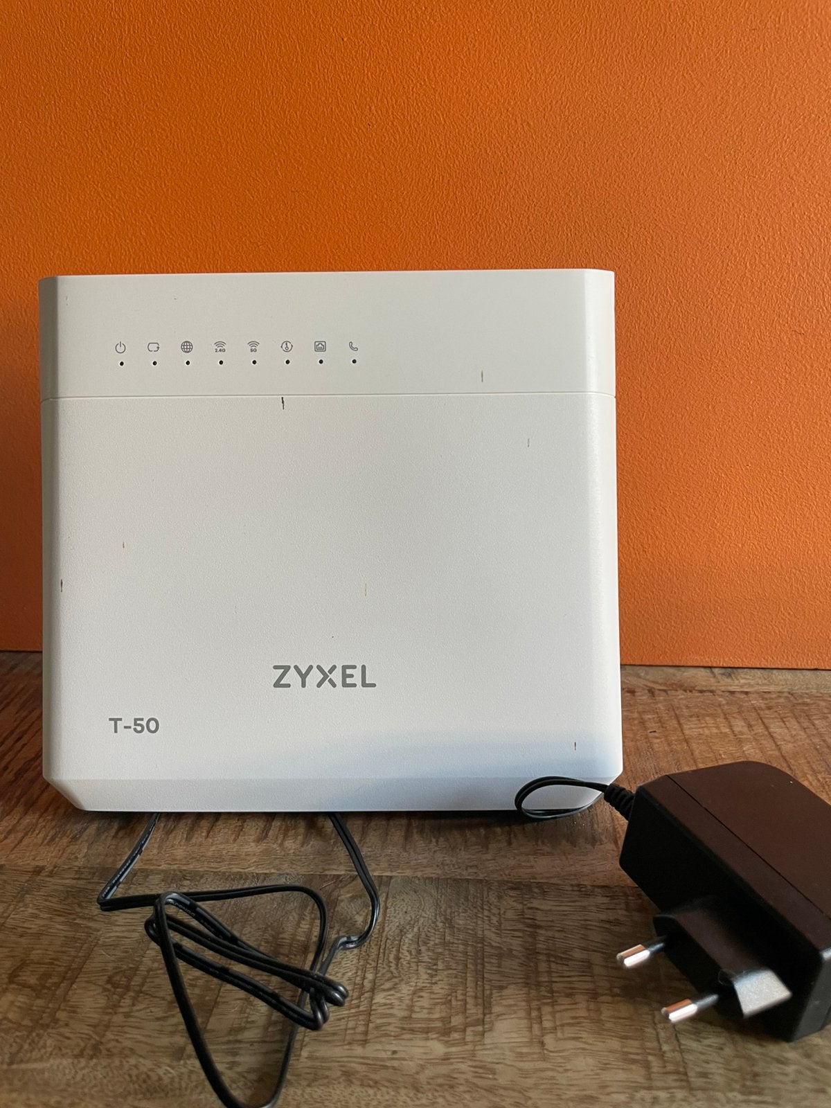 Zyxel T-50 modem/router – Odido / T-Mobile – compleet, Ophalen of Verzenden, Zo goed als nieuw