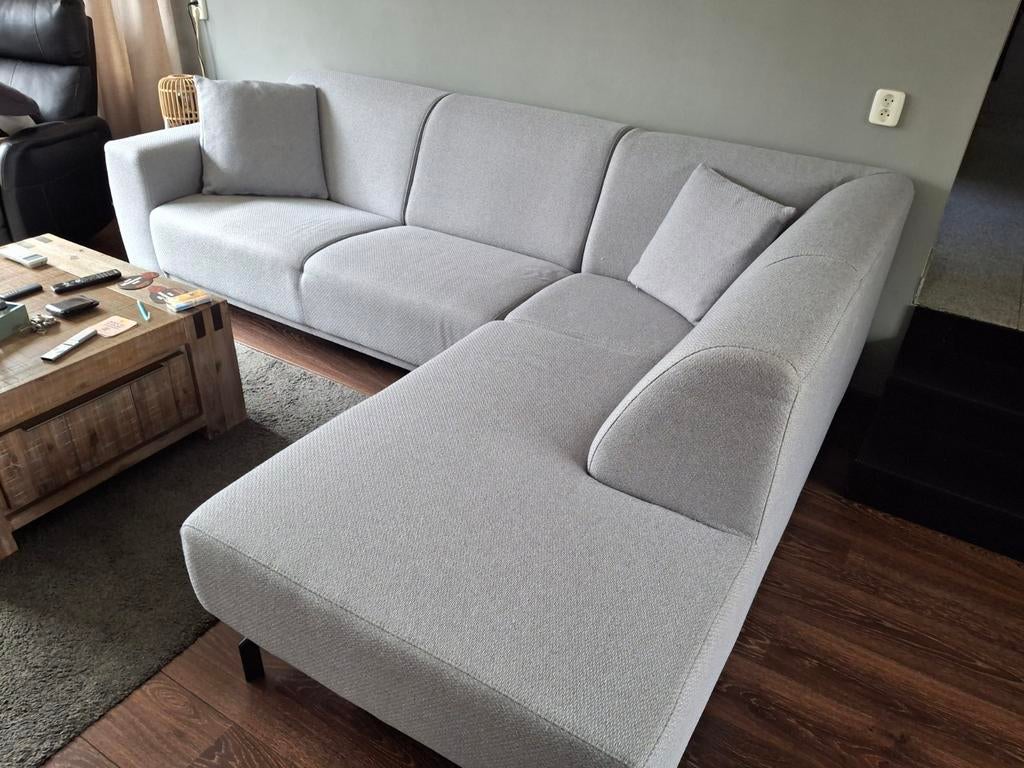 Te koop mooie zgan grijze  hoekbank, Huis en Inrichting, Banken | Complete zithoeken, Ophalen, Zo goed als nieuw, Stof