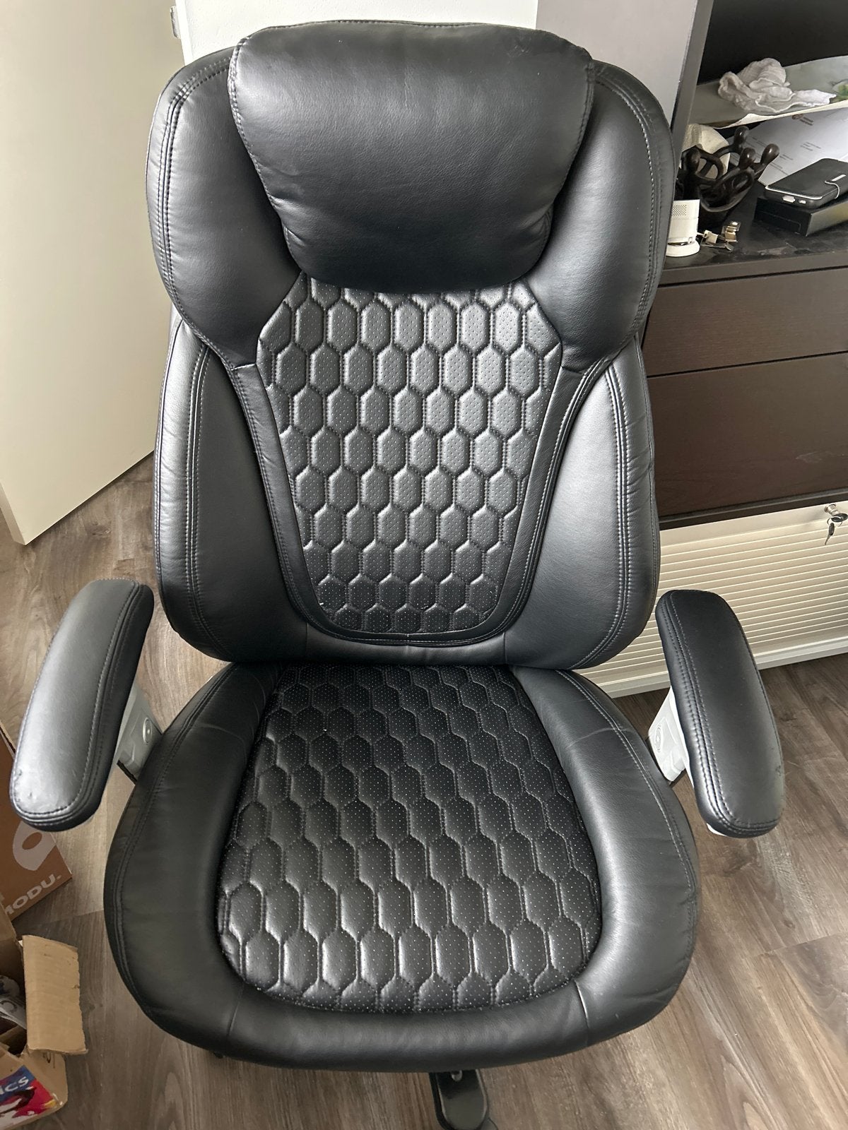 Zwarte Bureaustoel met Ergonomisch Design nieuwwaarde390euro, Ophalen, Gebruikt, Zwart, Bureaustoel