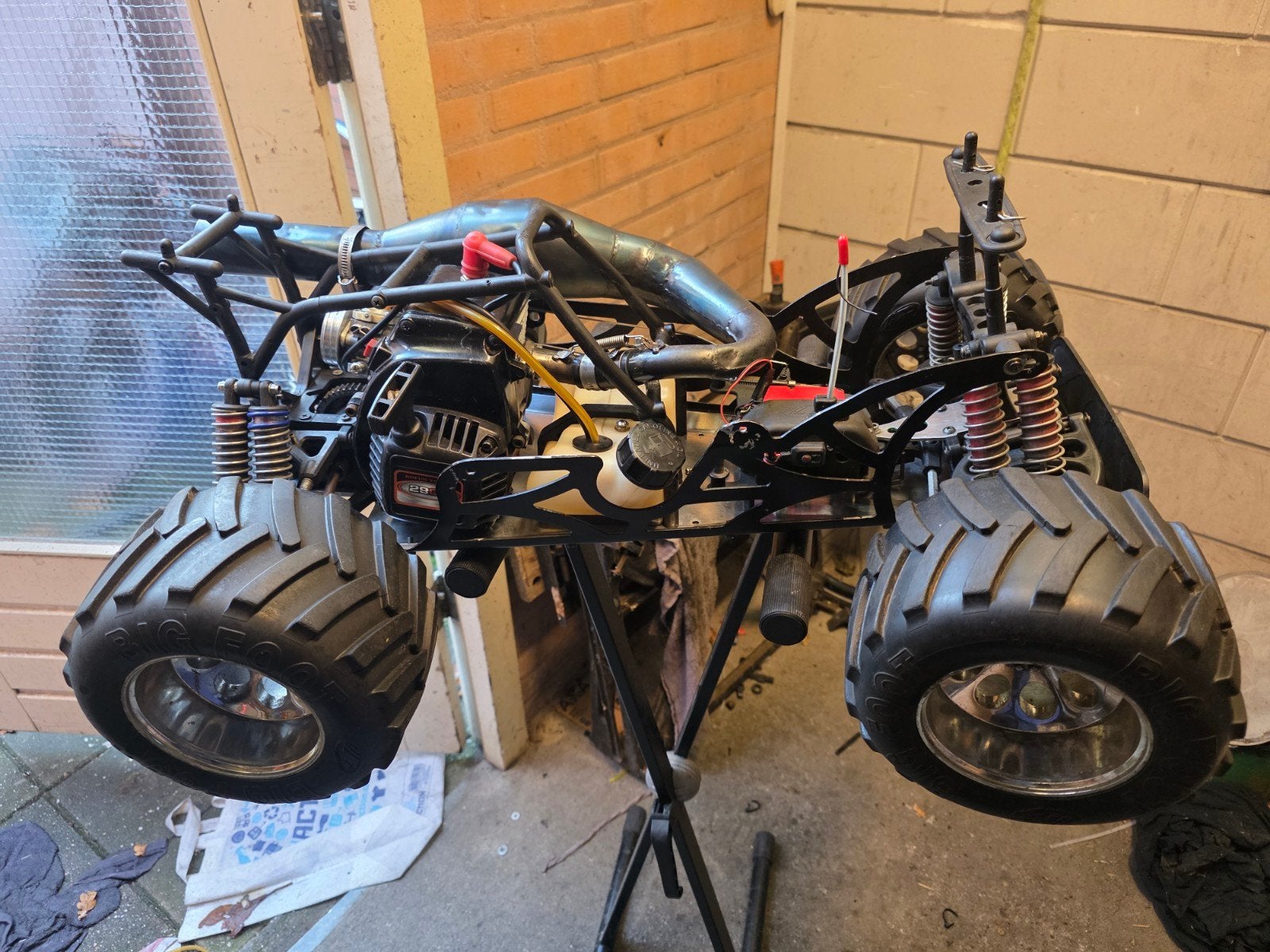 FG Monstertruck 29cc 2-takt met Fatpower uitlaat, Ophalen, Overige schalen, Benzine, Auto offroad