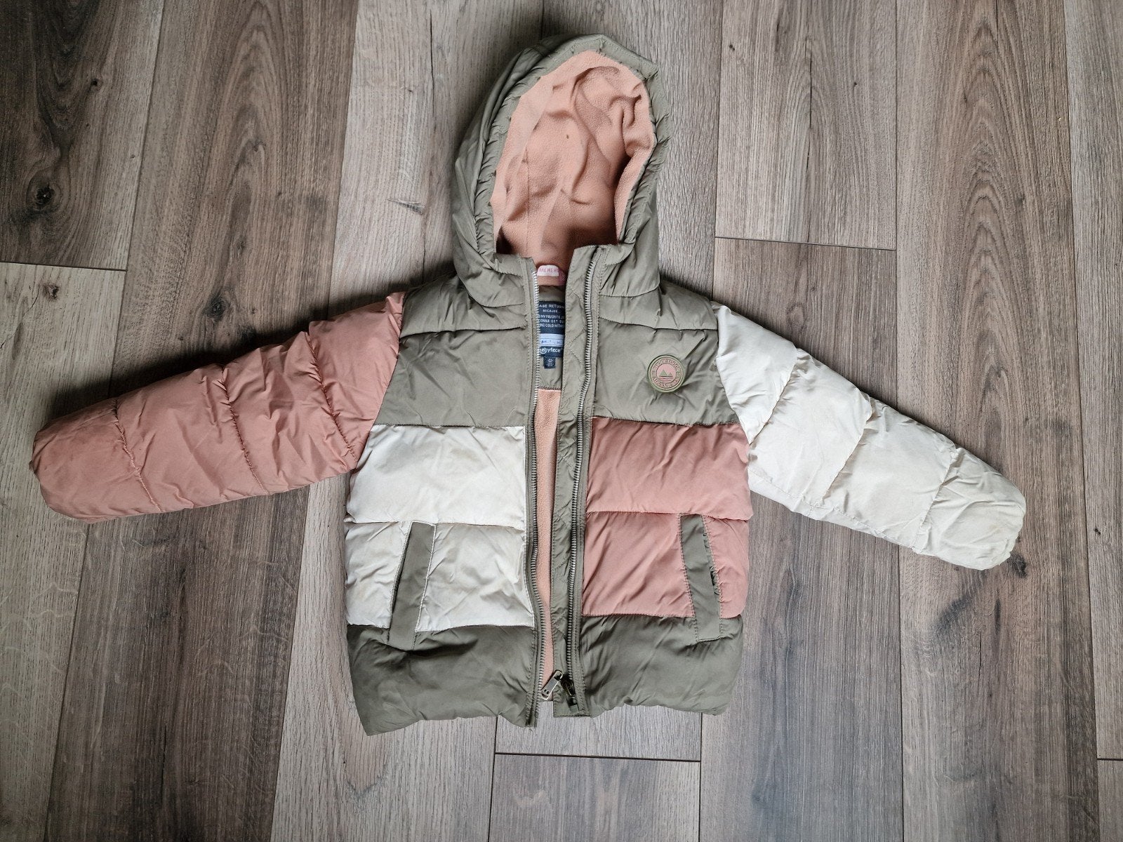 Leuke winterjas voor meisjes - Maat 104, Babyface, Gebruikt, Meisje, Ophalen of Verzenden