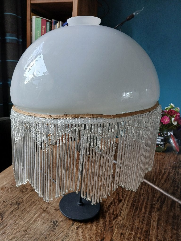 Vintage hanglamp glazen kap met kralen, Gebruikt, Vintage, Glas, E27 (groot)