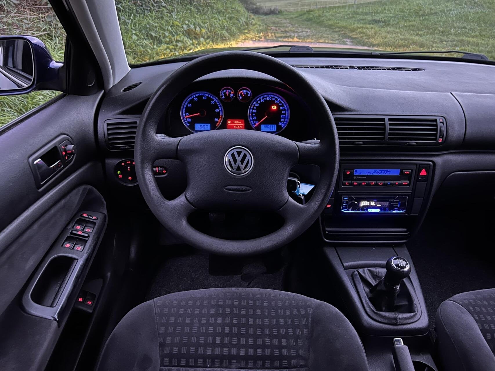Volkswagen Passat 2.0 *YOUNGTIMER* Cruise, Clima, Bluetooth, foto 4