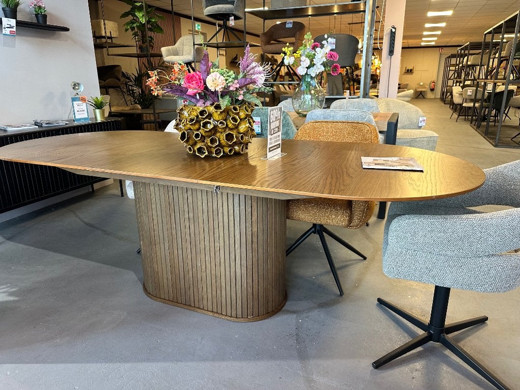 Uitschuifbare tafel japandi - ovale tafel walnoot 230cm, Ophalen, Nieuw, Overige kleuren, Vijf, Zes of meer stoelen