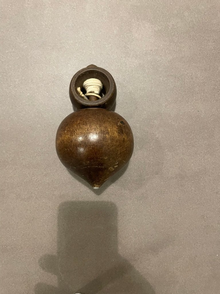 Vintage houten tol met touw - ca. 15 cm hoog, Antiek en Kunst, Ophalen of Verzenden
