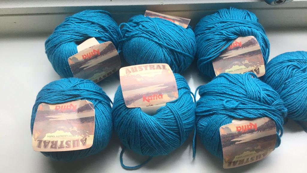 Katia Austral wol - 6 bollen turquoise, Ophalen of Verzenden, Zo goed als nieuw, Breien of Haken, Wol of Garen