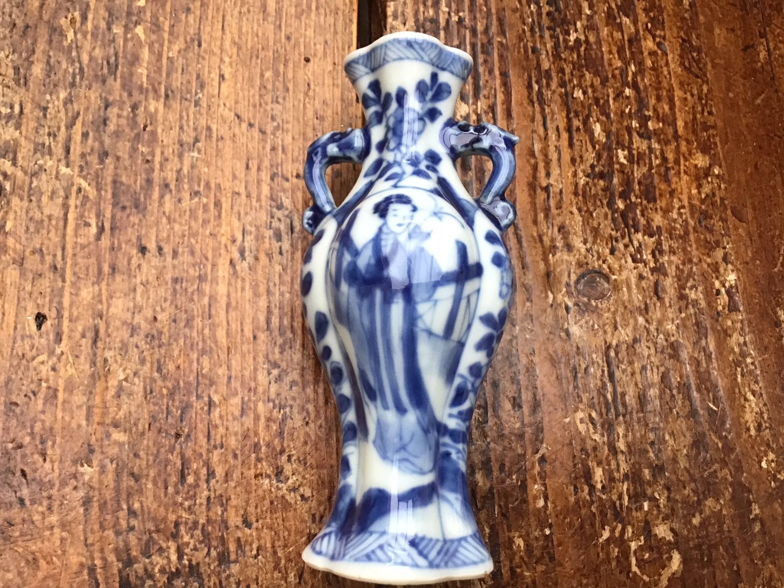 Antiek Chinees porselein miniatuur vaas. Kangxi omstr. 1700, Antiek en Kunst, Antiek | Porselein, Ophalen of Verzenden