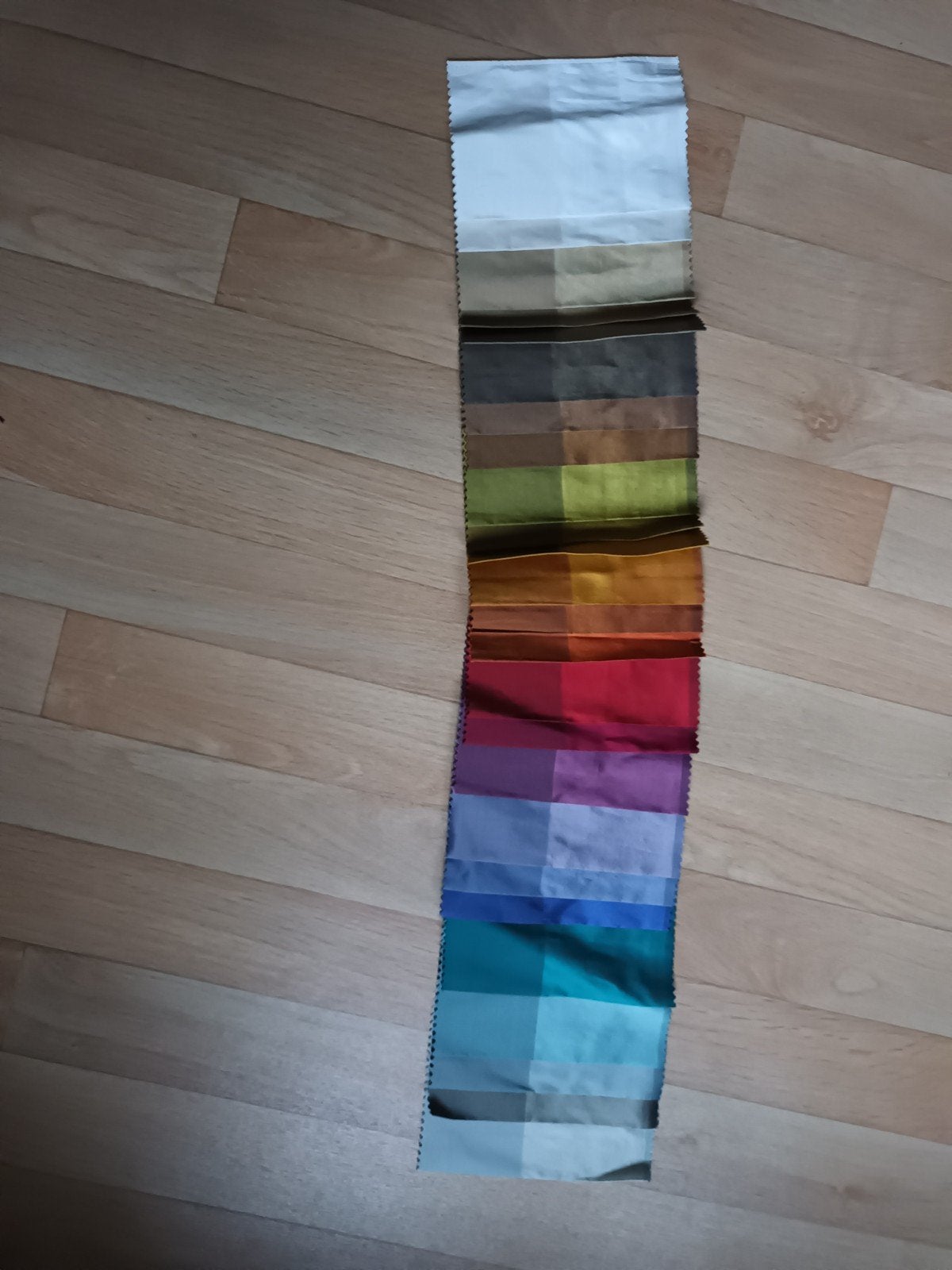 Kleurstalen gordijnstof JAB Anstoetz Grimaldi Vol. 2 stof, Overige merken, Ophalen of Verzenden, Gebruikt