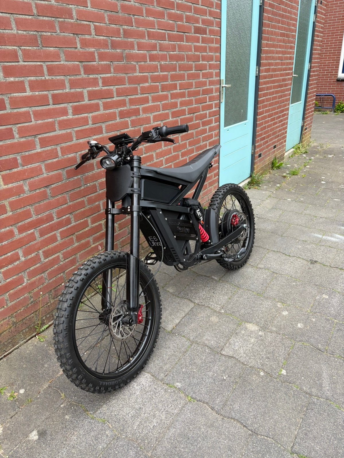 Ekx E6 ultra 6000w 60v, Ophalen, Zo goed als nieuw, 50 km per accu of meer