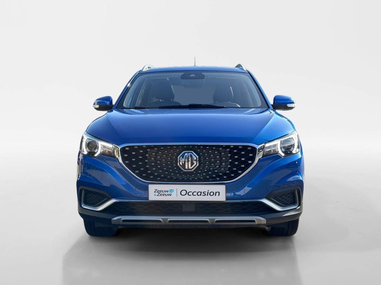 MG MG ZS EV Luxury 45 kWh | NL-AUTO | PANO | Trekhaak |12 MA, Auto's, Gebruikt, Zwart, 143 pk, 1507 kg