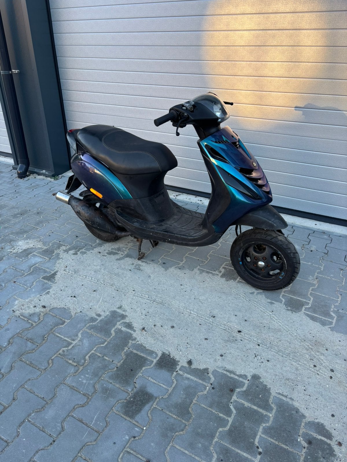 Zip sp 2000 BROM, Fietsen en Brommers, Scooters | Aprilia, Ophalen of Verzenden, Zo goed als nieuw, Benzine, Overige modellen