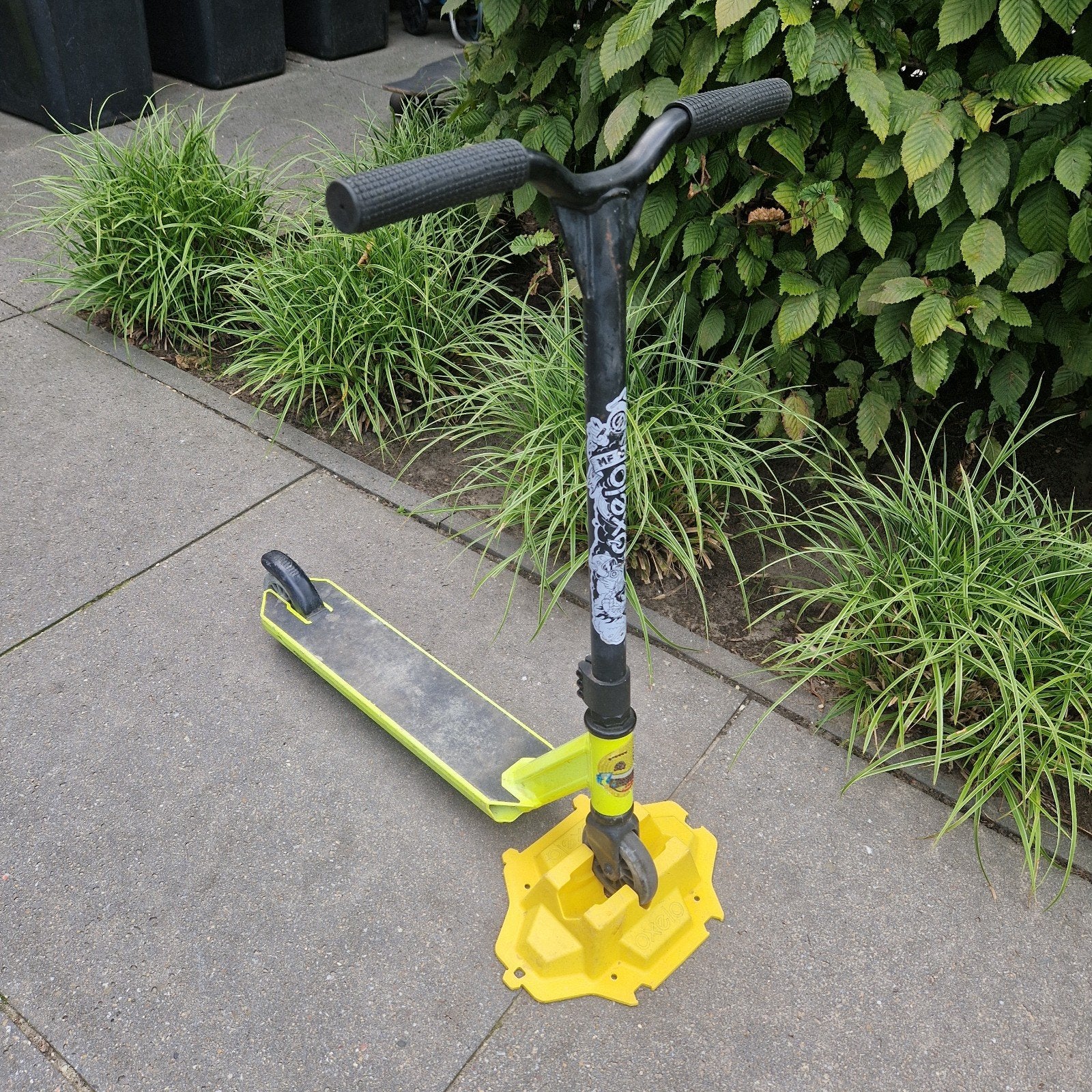 stunt step met standaard, Fietsen en Brommers, Ophalen, Gebruikt, Gewone step, Oxelo