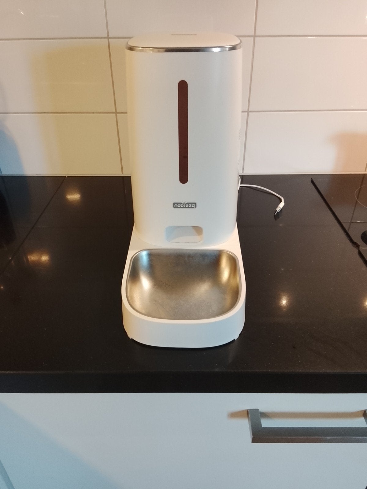 Nobleza automatische voerbak 4L ZGAN, ., Nobleza, Ophalen of Verzenden, Zo goed als nieuw