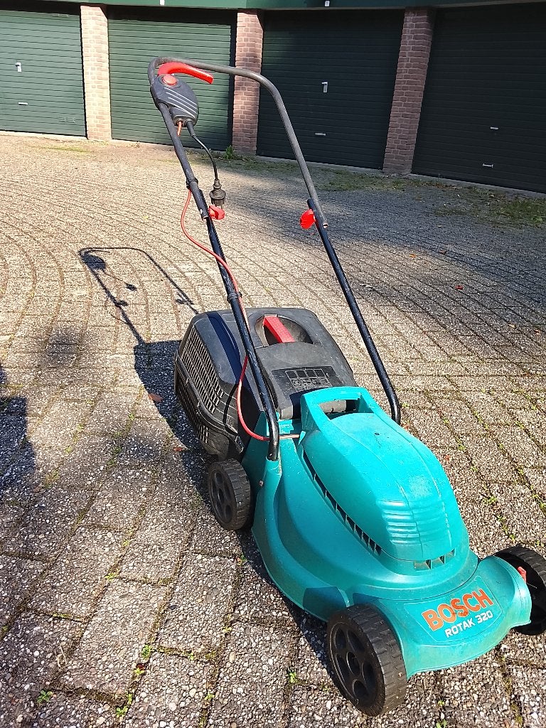 grasmaaimachine Bosch, Ophalen, Cirkelmaaier, Gebruikt, Elektrische grasmaaier