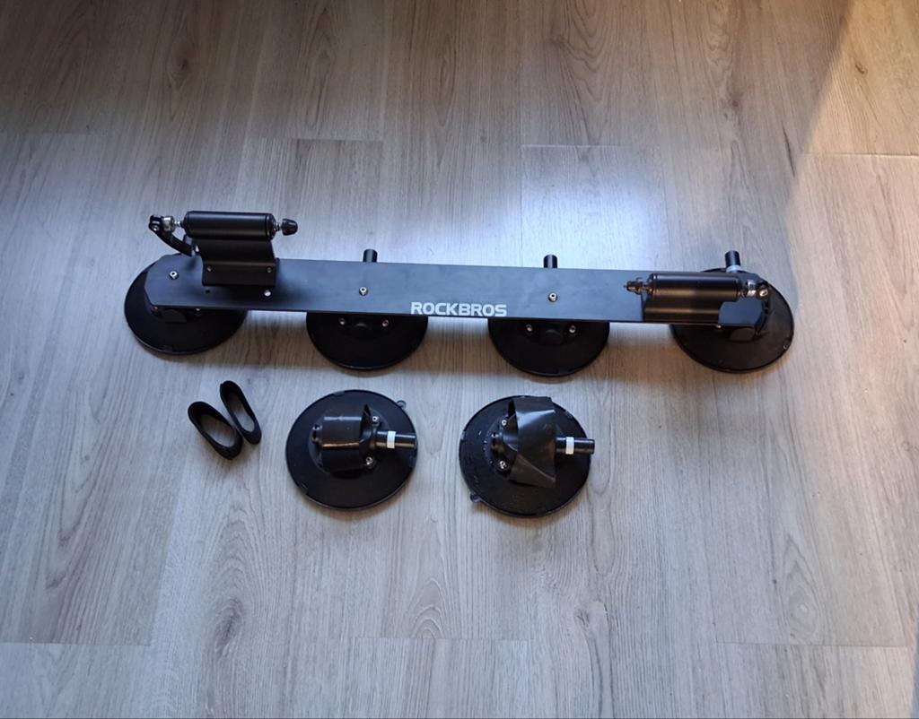 Te koop: Rockbros zuignap fietsendrager. Voor 2 fietsen., Ophalen of Verzenden, 2 fietsen, Gebruikt