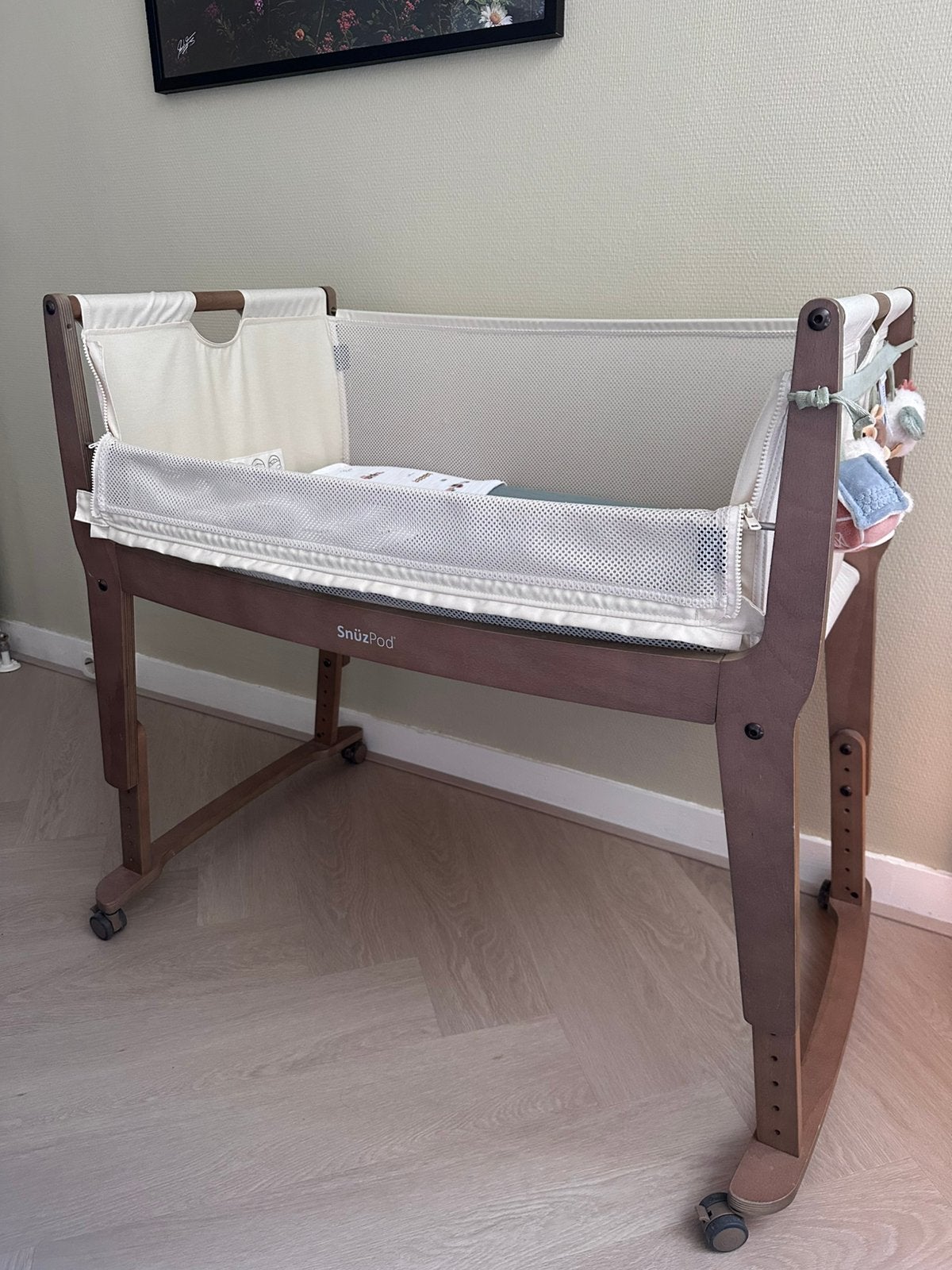 Snüzpod Co-Sleeper, Kinderen en Baby's, Babywiegjes en Ledikanten, Ophalen, Zo goed als nieuw, Wieg