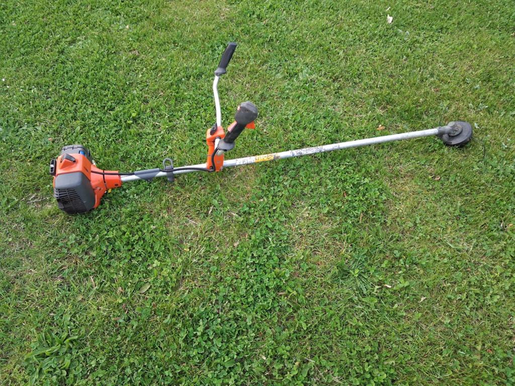Husqvarna 535 rx bosmaaier kantenmaaier grasmaaier maaier, Benzine, Gebruikt, Ophalen of Verzenden, 30 tot 50 cm