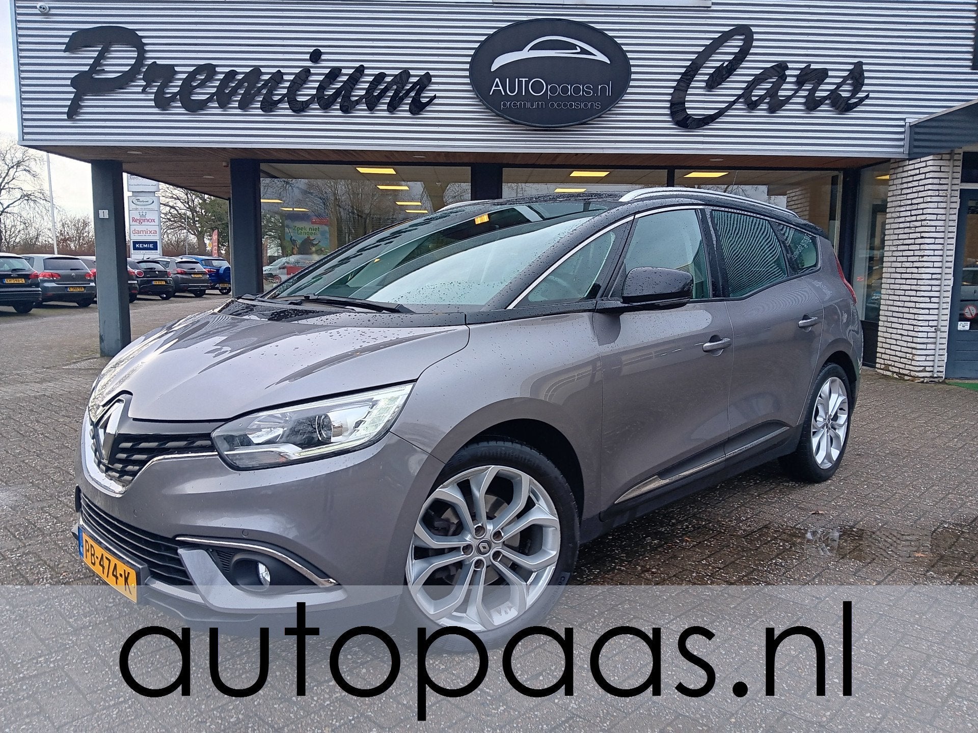 Renault Grand Scénic 1.2 TCe 130PK Zen 7p. NAVI|CLIMA|TREKH, Auto's, Voorwielaandrijving, Gebruikt, 4 cilinders, 1850 kg