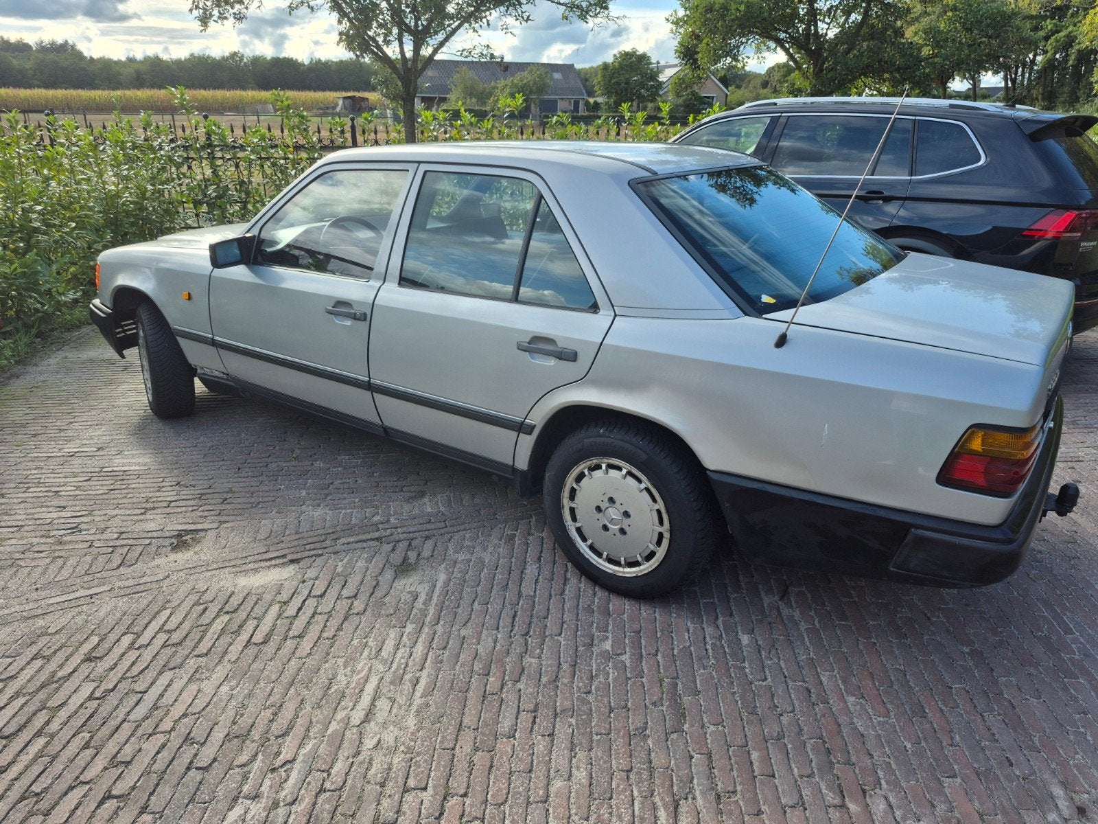 Mercedes-Benz W124 200D Aut.  03/1987 Wegenbelastingvrij, Automaat, Diesel, Particulier, Sedan