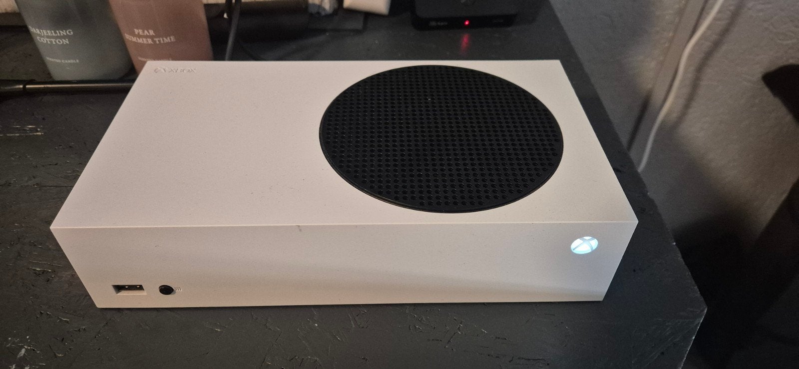 Xbox Series S 512GB wit – zo goed als nieuw

Prijs: €, Ophalen of Verzenden, Zo goed als nieuw, Xbox Series S