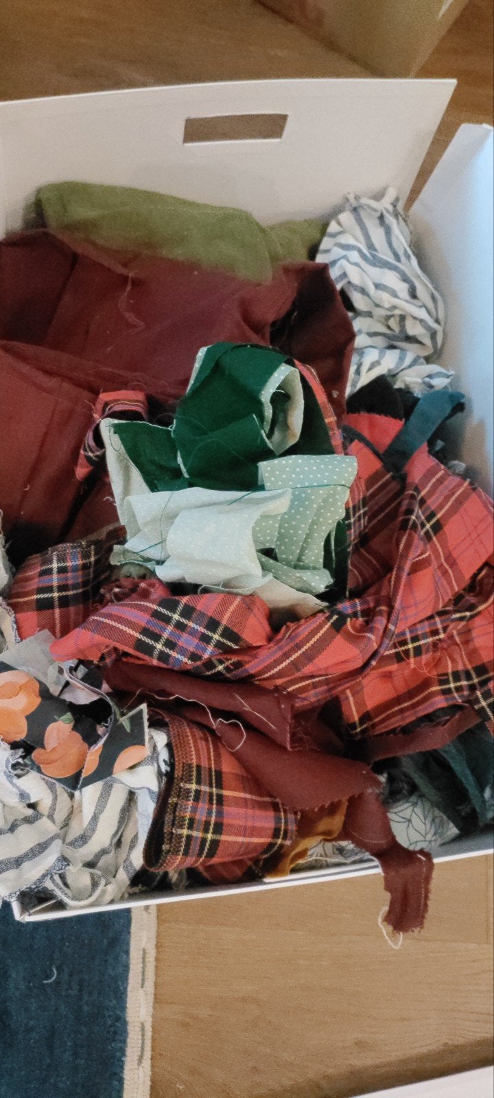 gratis - stofrestjes, Hobby en Vrije tijd, Ophalen, Overige materialen, Gebruikt, Overige kleuren