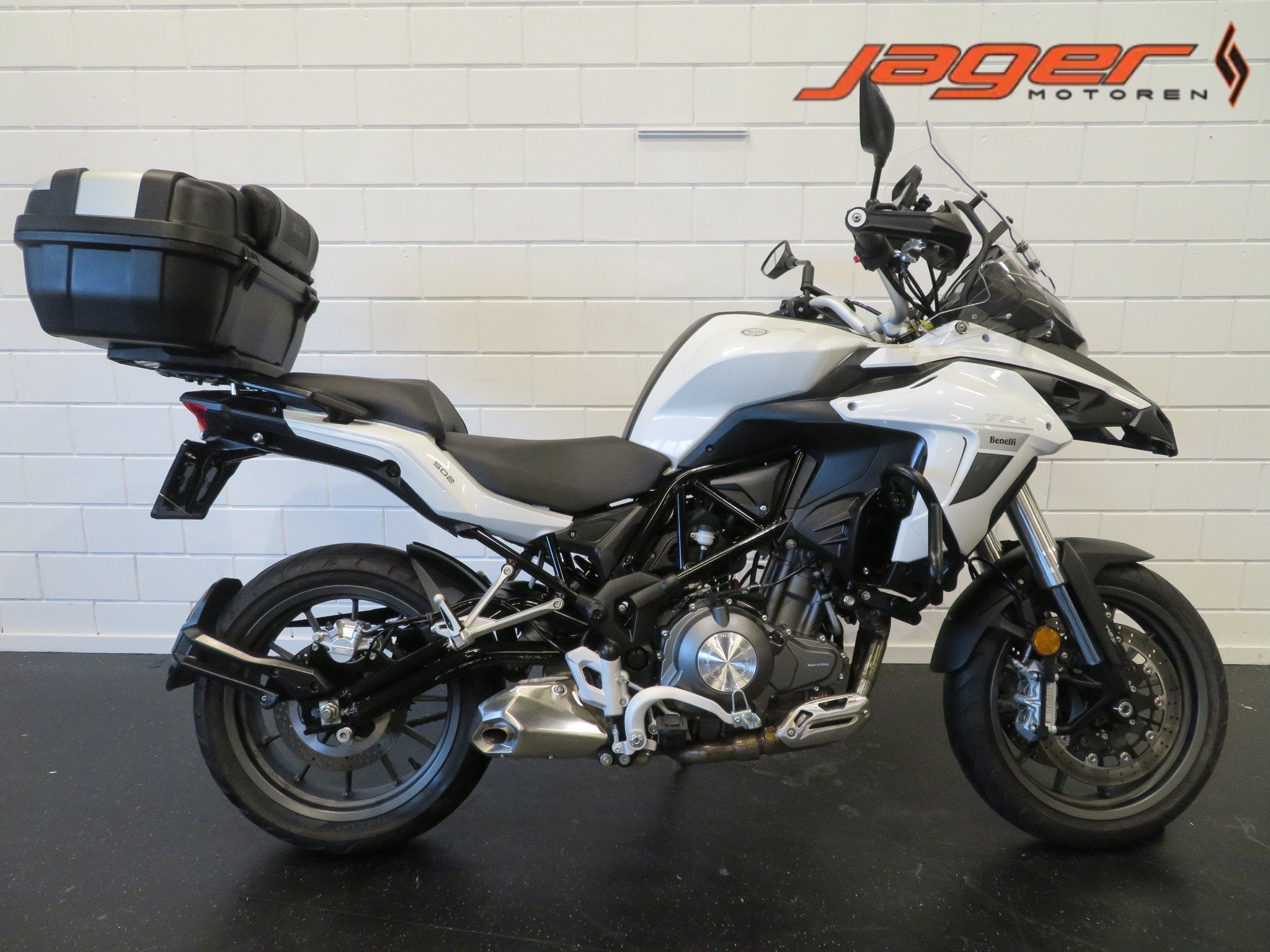 Benelli TRK 502 X ZEER FRAAI TOPCASE (bj 2020), Motoren, Motoren | Benelli, Bedrijf, Toermotor, 500 cc
