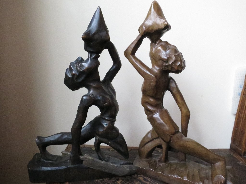 2 mooi uit hout gesneden beelden 28 cm, Ophalen of Verzenden