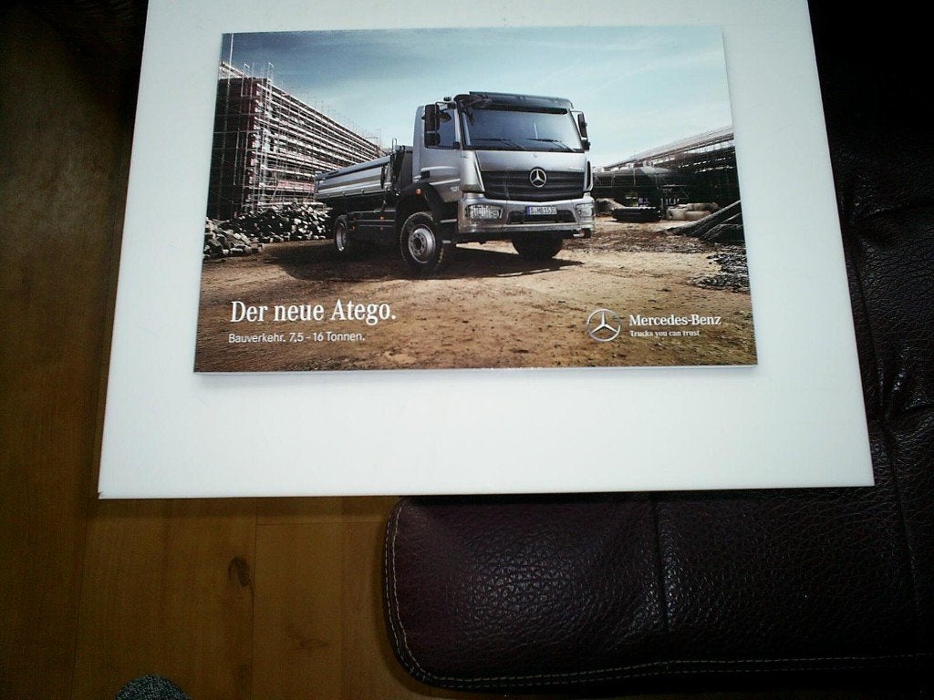 Mercedes Benz Der Neue Atego 2 / 2013 28 pag. Duits, Verzenden, Zo goed als nieuw, Mercedes
