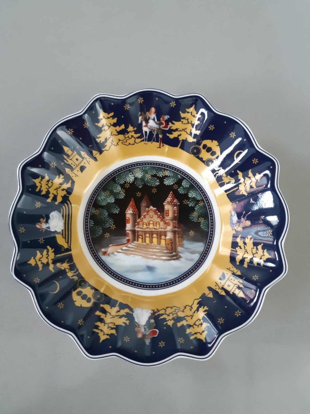 Schaaltje  Kasteel Assepoester Villeroy en Boch, Ophalen of Verzenden, Zo goed als nieuw