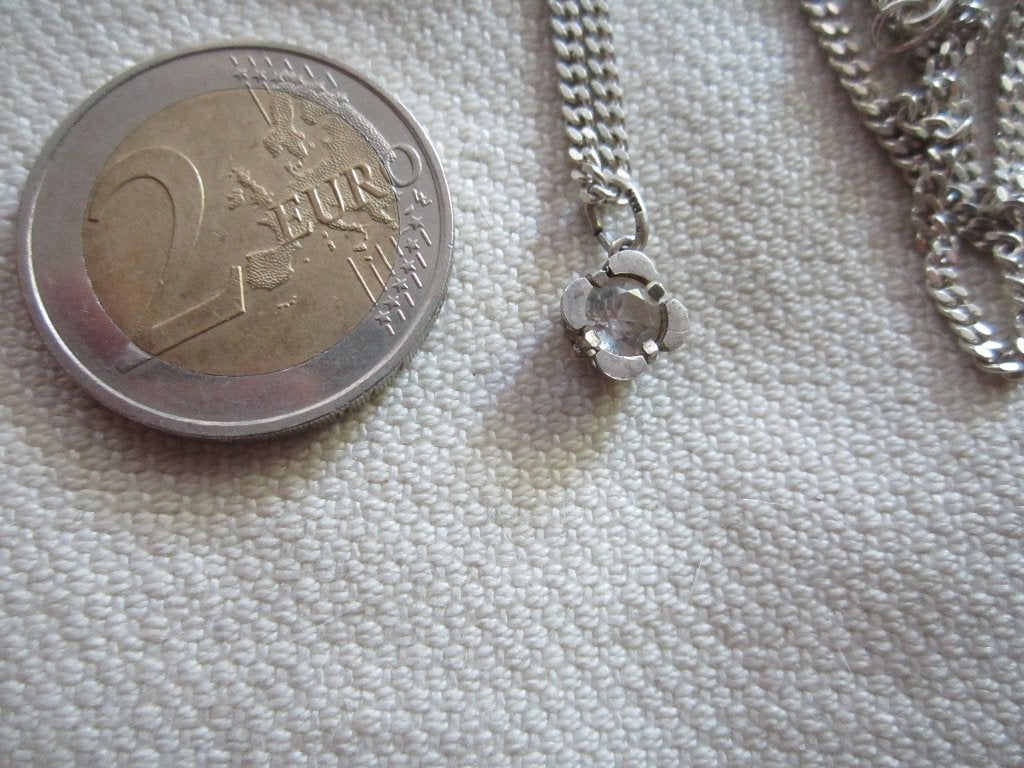 22.  Piepklein oude hanger,  zilver 835, Sieraden, Tassen en Uiterlijk, Antieke sieraden, Ophalen, Zilver, Hanger
