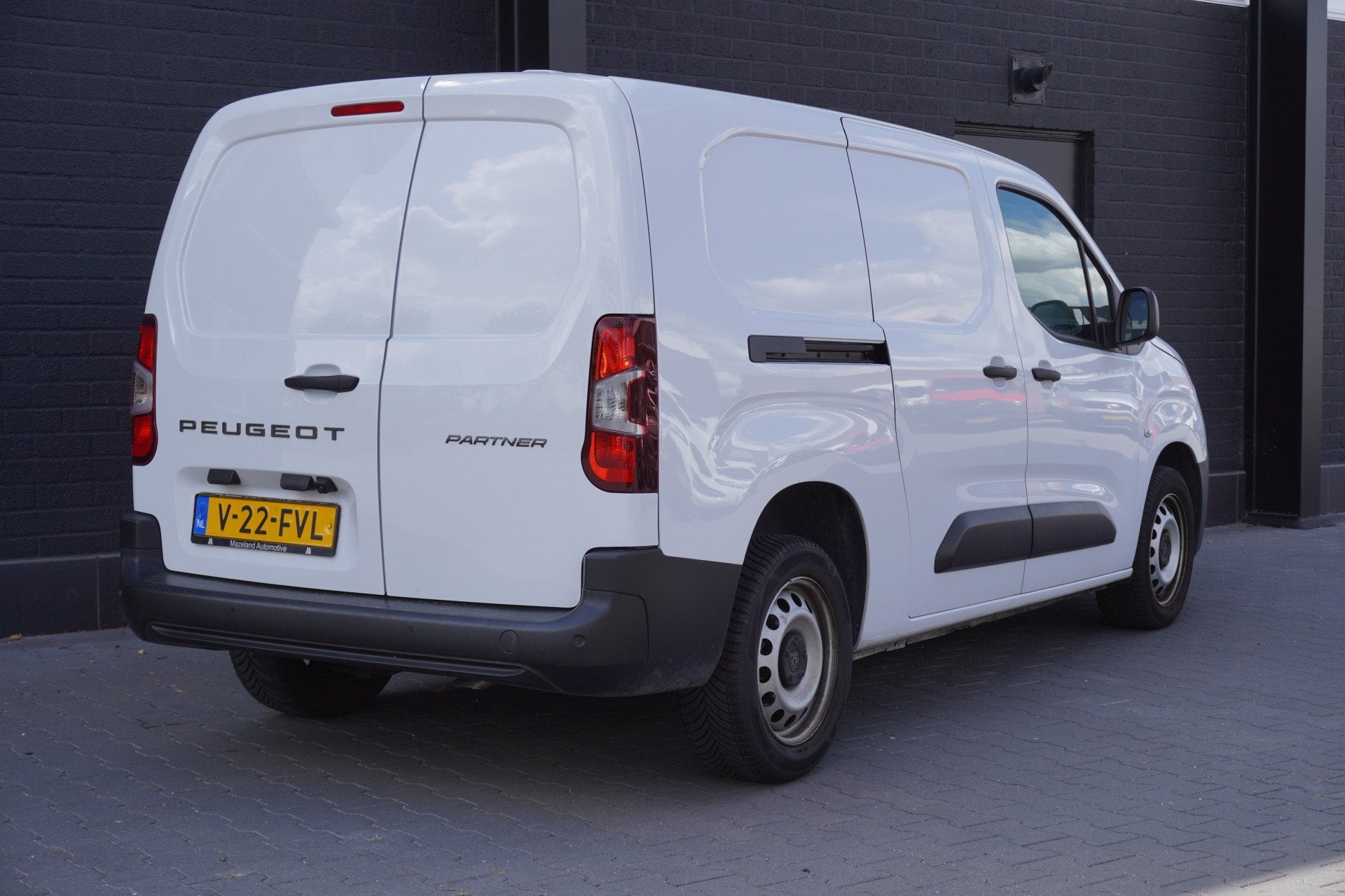 Peugeot Partner 1.5 BlueHDi 102PK L2 EURO 6 - Airco - Cruise, Voorwielaandrijving, Stof, 4 cilinders, Bedrijf
