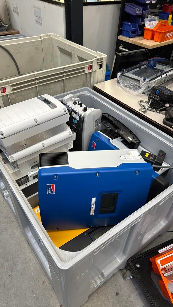 Zonnepanelen omvormers diverse merken, Ophalen of Verzenden, Gebruikt