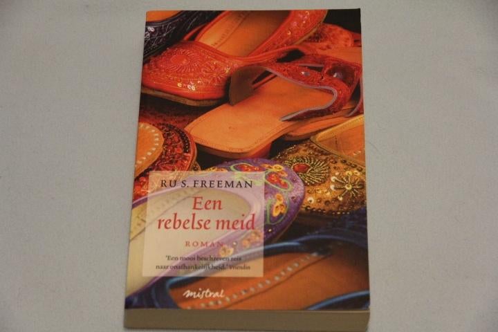 Boek: Een rebelse meid - Ru S. Freeman, Boeken, Ophalen of Verzenden, Zo goed als nieuw, Ru S. Freeman, Amerika