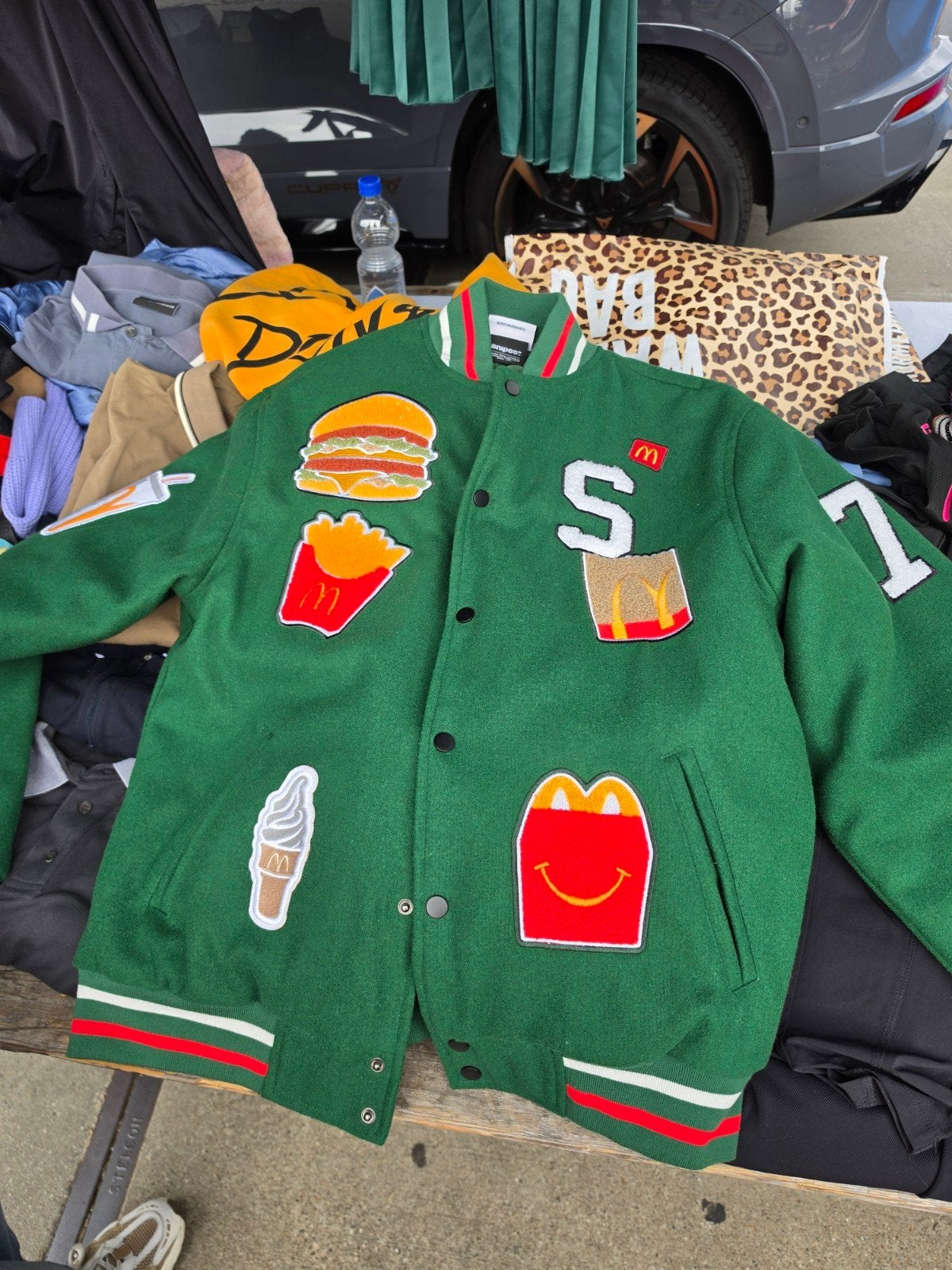 limeted edition snipes jas maat Large., Kleding | Heren, Maat 52/54 (L), Snipes, Ophalen of Verzenden, Zo goed als nieuw