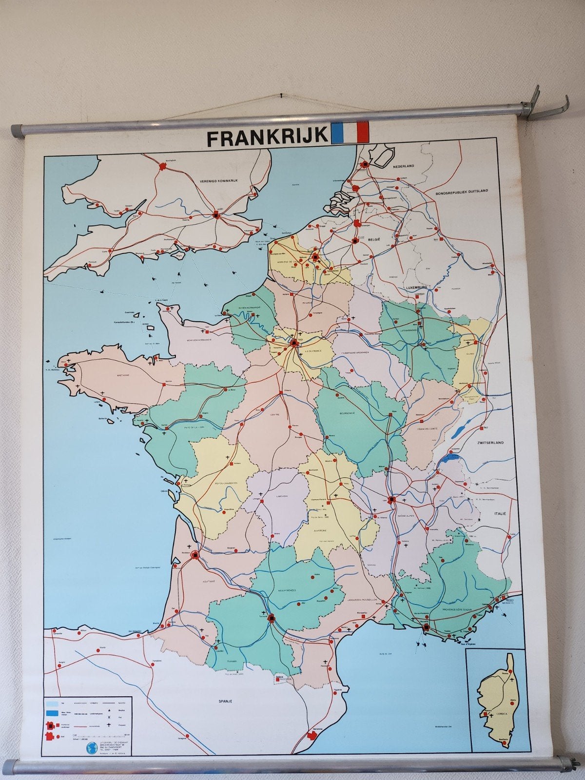 Grote wandkaart Frankrijk - Gedetailleerde wegenkaart, Boeken, Atlassen en Landkaarten, Ophalen, Zo goed als nieuw, Frankrijk