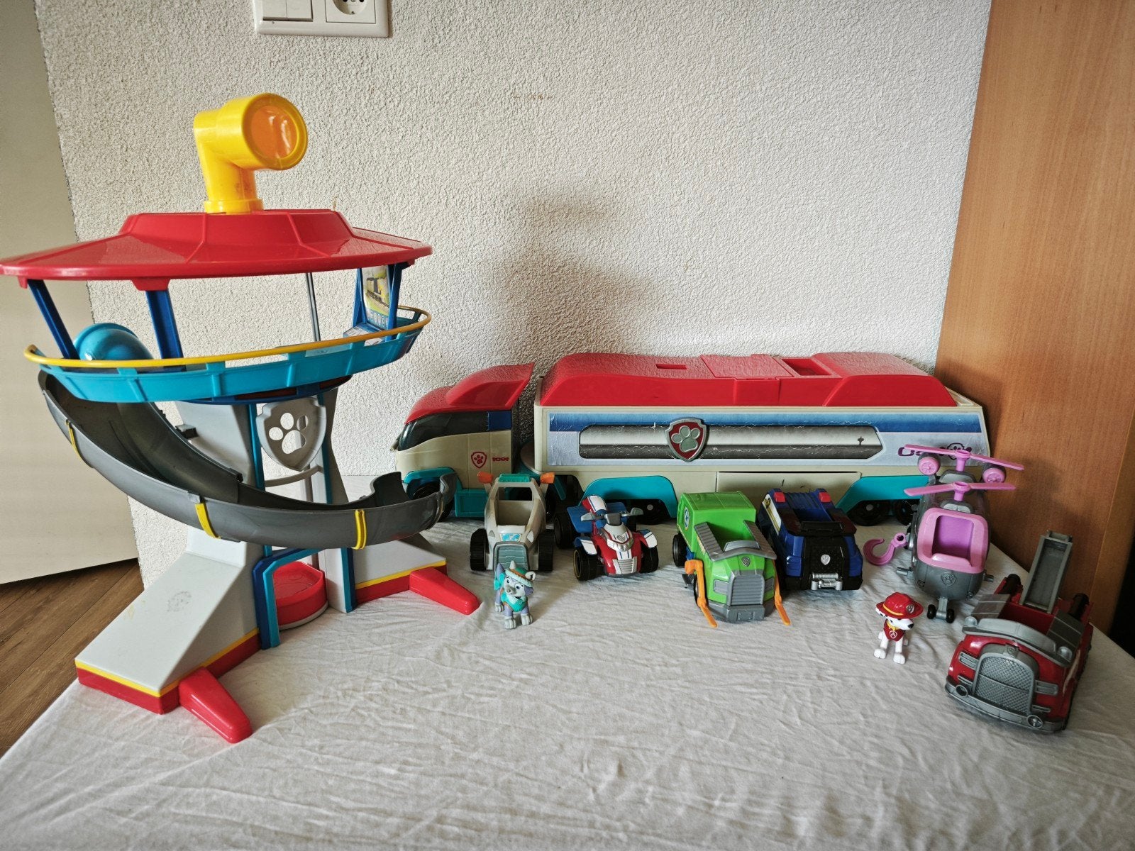 Paw Patrol set: Patroller, Uitkijktoren en voertuigen, Ophalen, Gebruikt, Jongen of Meisje