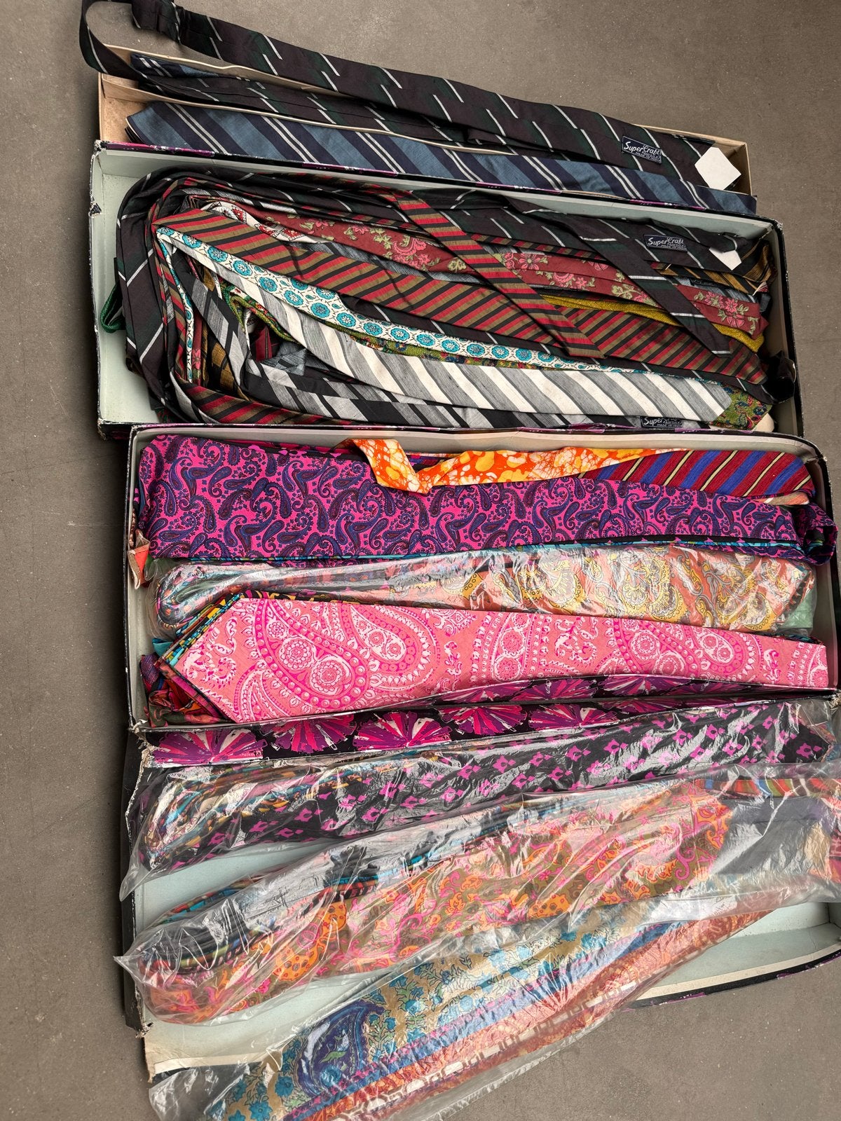 Vintage zijden en wollen stropdassen, Kleding | Heren, Stropdassen, Ophalen of Verzenden, Nieuw, Meerkleurig, Met patroon