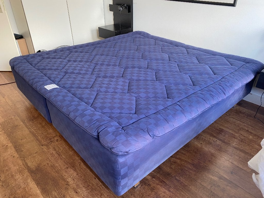 Hastens bed 210x210cm, Ophalen, Gebruikt, Blauw, 210 cm