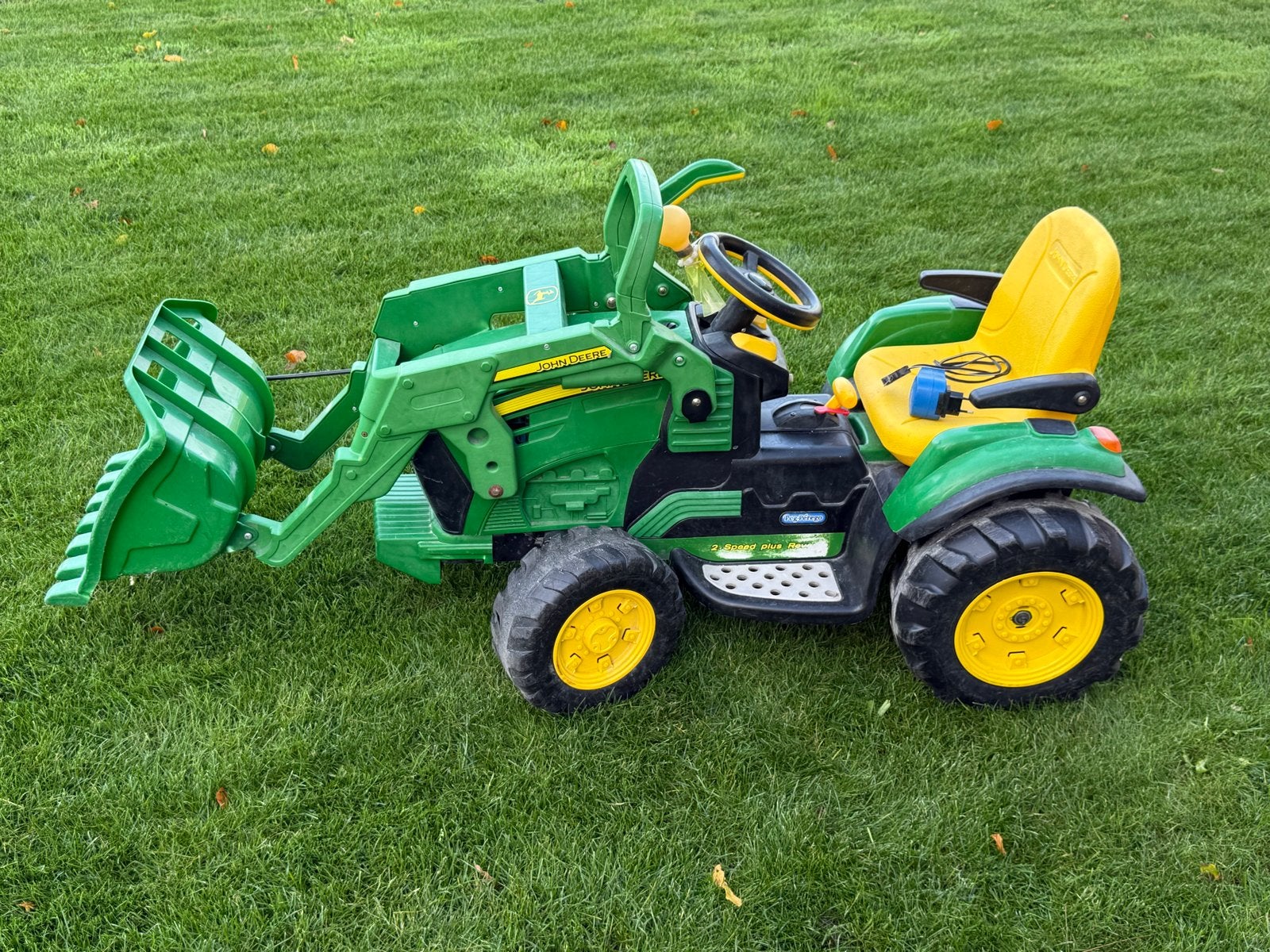 John Deere elektrische tractor met voorlader, Gebruikt