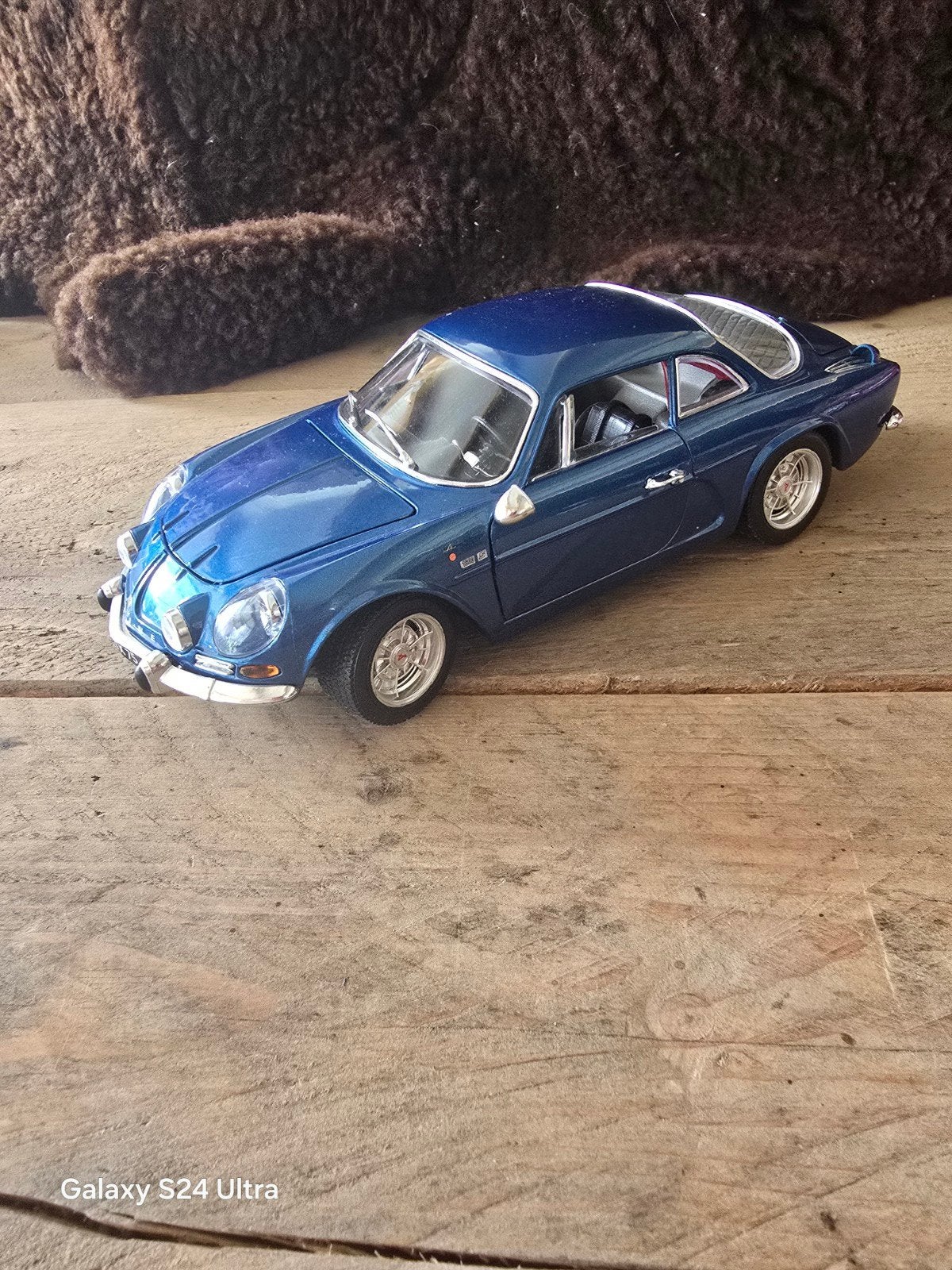 Renault Alpine A110. Bburago 1:16, Ophalen of Verzenden