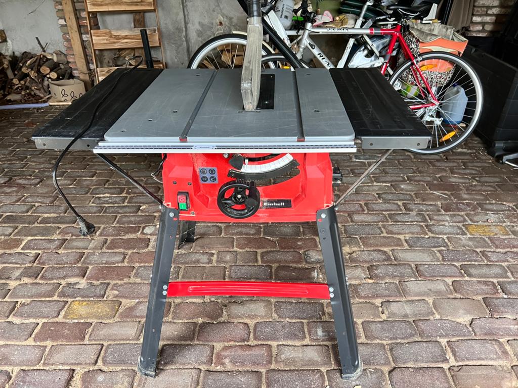 Einhell zaagtafel - Zo goed als nieuw, Doe-het-zelf en Verbouw, Gereedschap | Zaagmachines, Ophalen, Cirkelzaag, 70 mm of meer