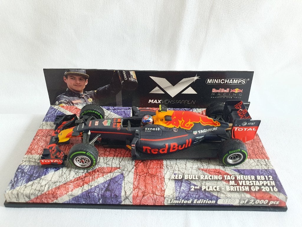 Max Verstappen RedBull RB12 Engeland GP 2016 1:43, Ophalen of Verzenden, Zo goed als nieuw, Auto, MiniChamps